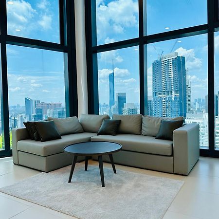 Luxury Suites At Eaton Klcc Куала-Лумпур Экстерьер фото